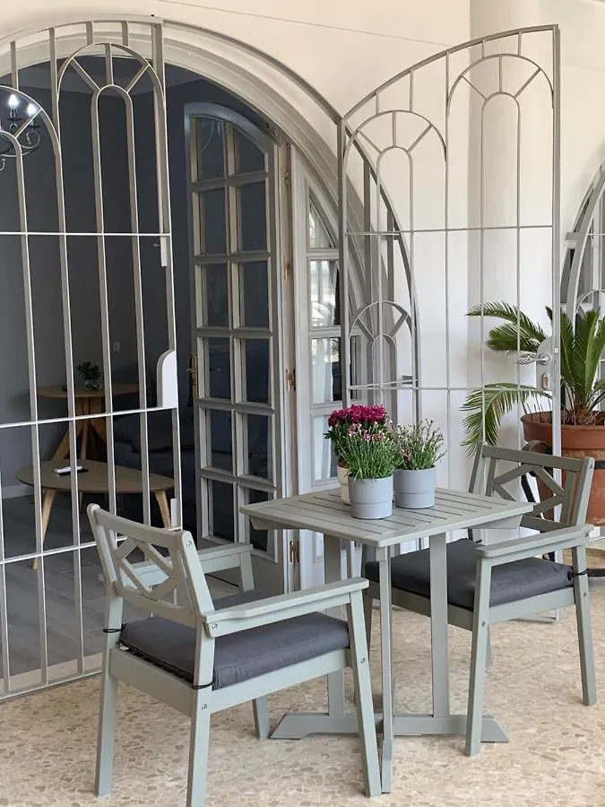 Kentia Rooms Torremolinos
